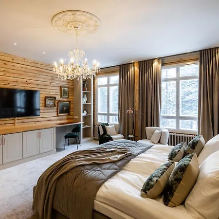 Skyra Retreat *