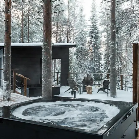 Skyra Retreat Rovaniemi