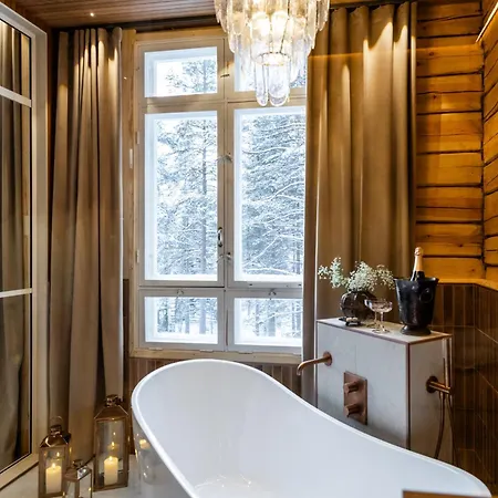 Hotelli Skyra Retreat
