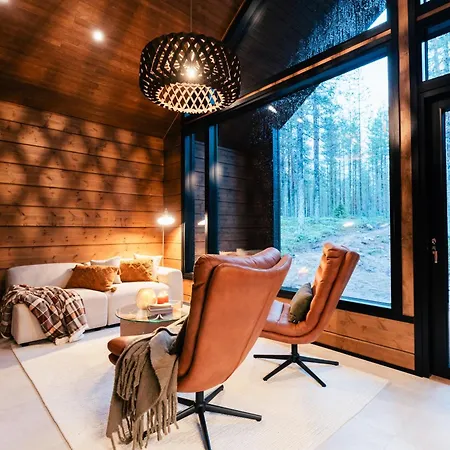 Skyra Retreat Hotelli *