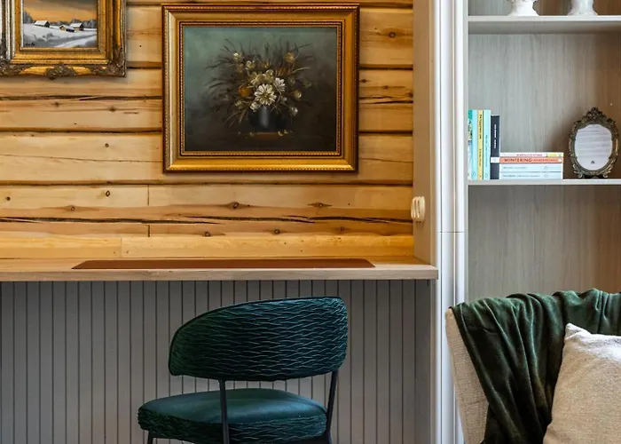 Lägenhet Skyra Retreat