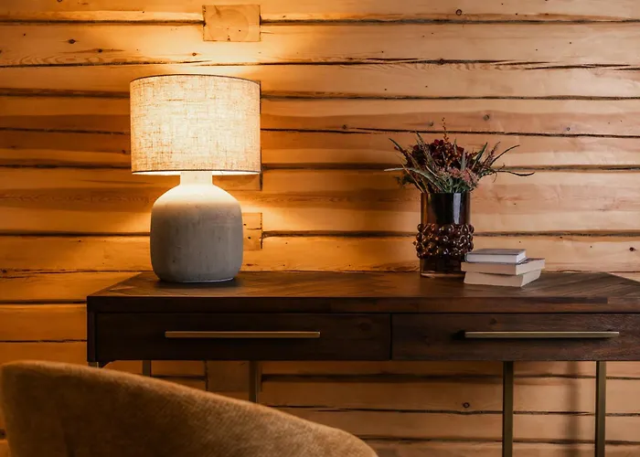 Skyra Retreat Lägenhet *